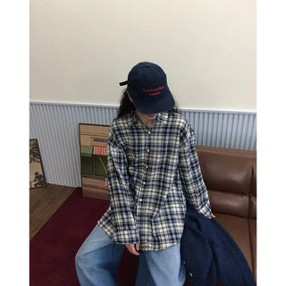 Round wool cardigan