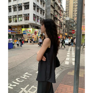 Sleeveless shirt blouse