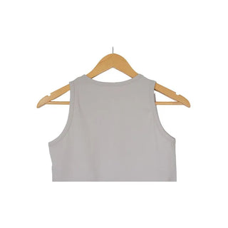 Round neck basic sleeveless top