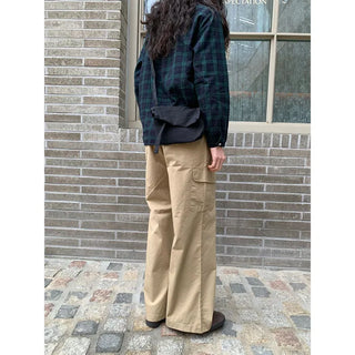 Wide cargo pants