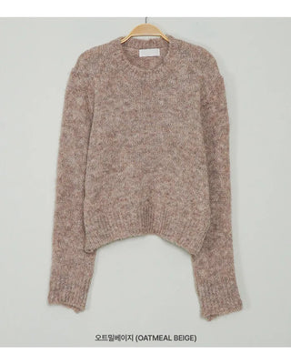 Round-neck long-sleeved knit