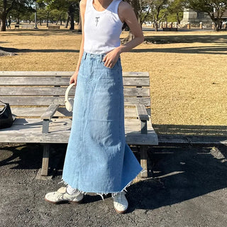 Ribbon stitch sleeveless