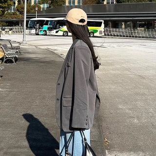 Back-slit oversized blazer