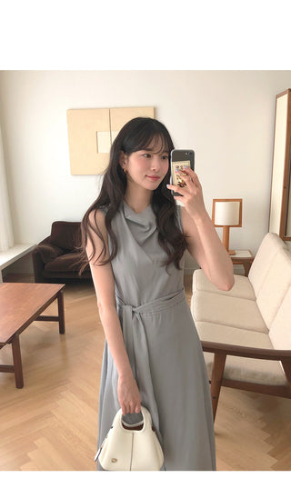 (2 colors) High-neck long dress