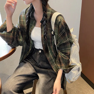 Oversized long-sleeved vintage check shirt