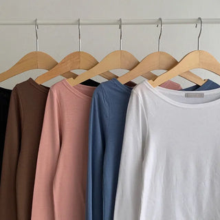 Hand warmer boat neck inner long-sleeve T-shirt