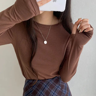 Hand warmer boat neck inner long-sleeve T-shirt
