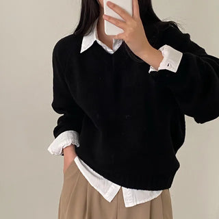 Loose-fit raglan pink V-neck knit