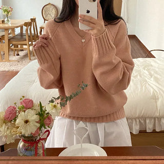 Loose-fit raglan pink V-neck knit