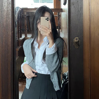 Layered Basic V-Neck Gray Short Knit Cardigan