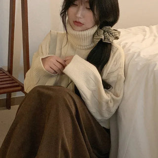 Twisted turtleneck knit