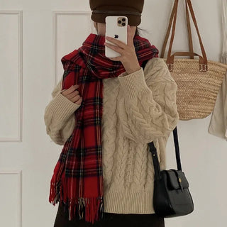 Twist Puff Front Round Oversized Knit