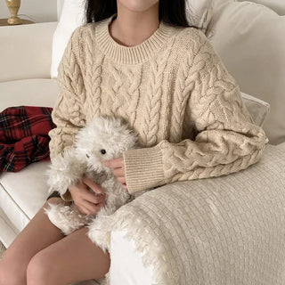 Twist Puff Front Round Oversized Knit
