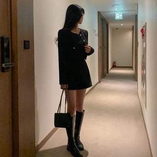 [2-piece set] Round jacket & mini slit skirt