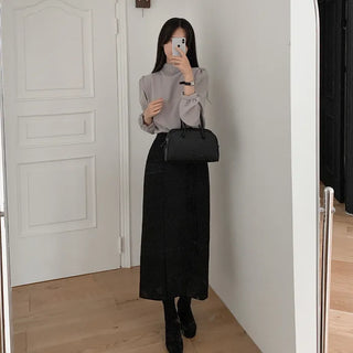 Slit long skirt