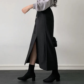 Slit long skirt
