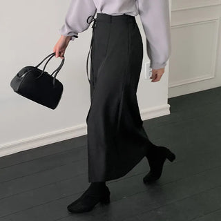 Slit long skirt