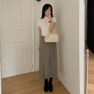 Slit long skirt