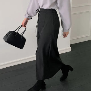 Slit long skirt