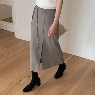 Slit long skirt