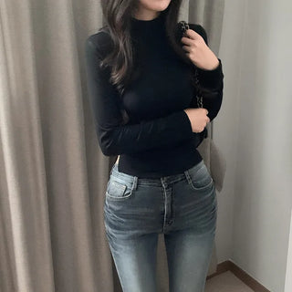Half-neck side-slit T-shirt