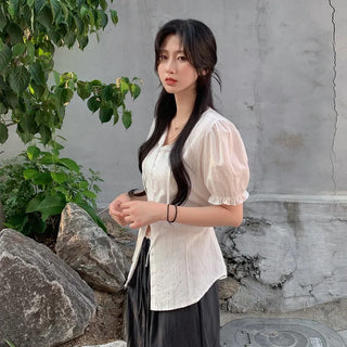 Ribbon frill puff short-sleeved blouse