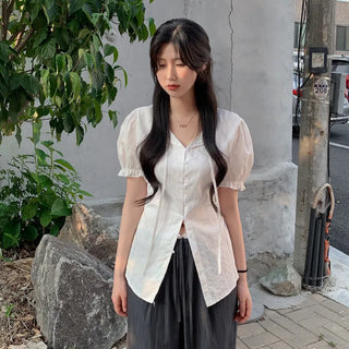 Ribbon frill puff short-sleeved blouse