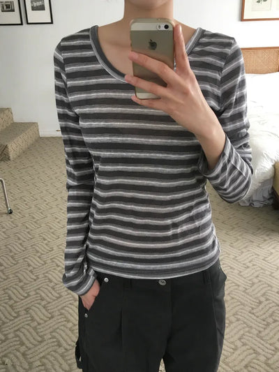 (3 colors) Striped T-shirt