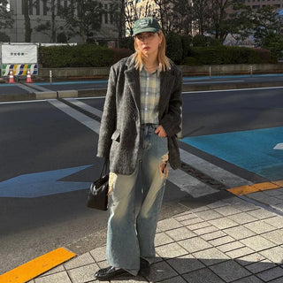 One-pocket loose flannel shirt