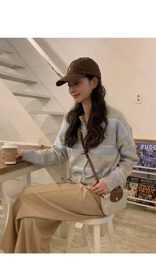 Striped border knit cardigan