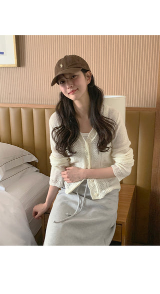 (3 colors) Perforated Cropped Cardigan