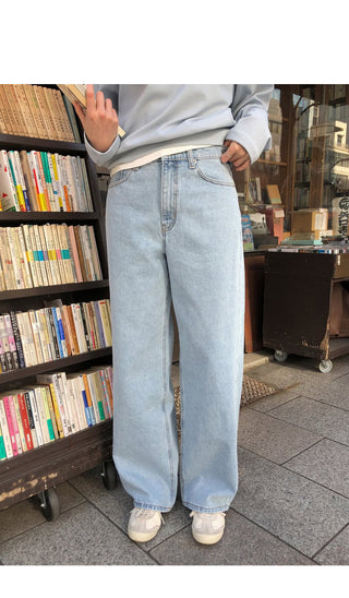 Light blue denim pants