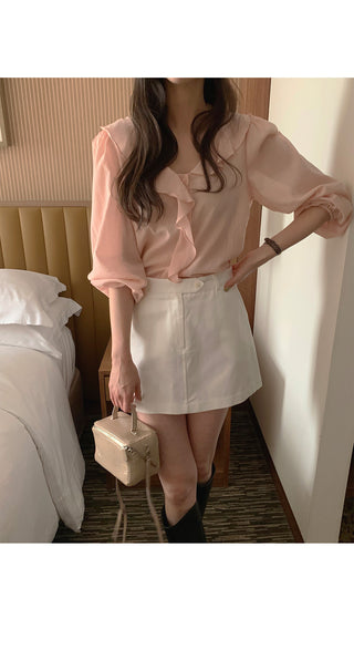 Frill blouse