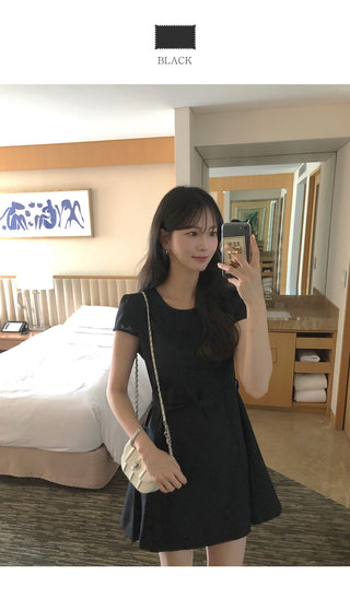 [2 colors] Belt Flexible Dress