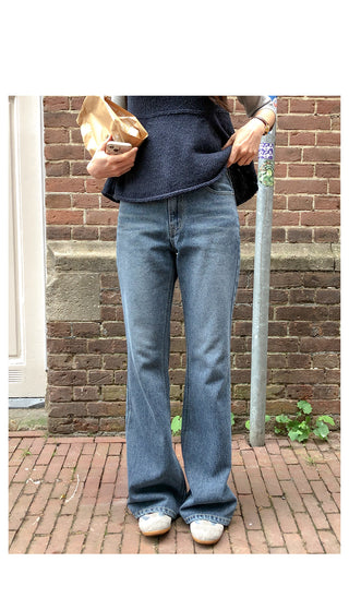 Semi-flare low-rise denim pants