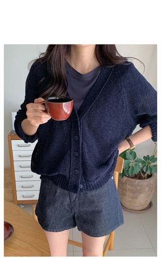 Sand V-neck cotton cardigan in 2 colors!