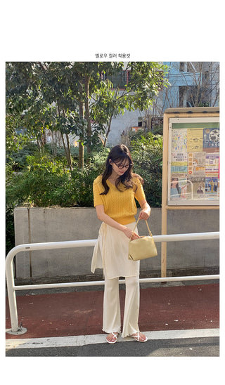 Twist V-neck short-sleeved knit