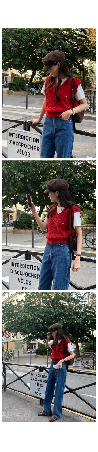 Minute Cable Knit Vest