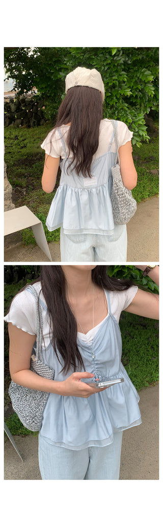 Ribbon sleeveless blouse