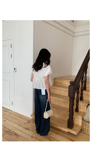 Puff-sleeve blouse
