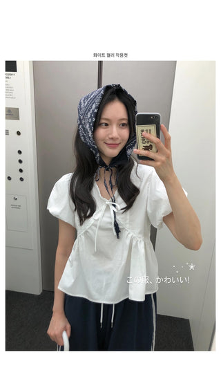 Puff-sleeve blouse