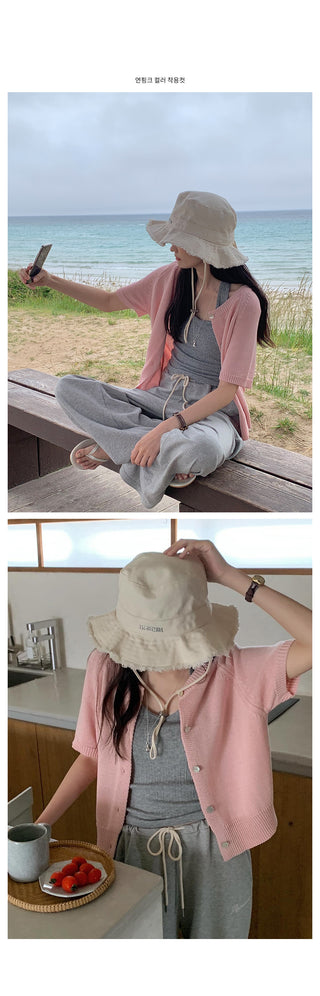 Round short-sleeved cardigan