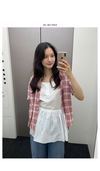 Short-sleeved checkered shirt