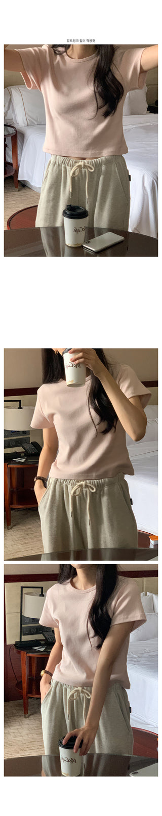 Round rib short-sleeved T-shirt