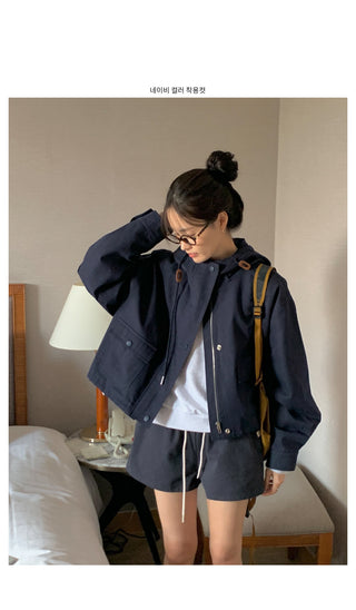 Semi-cropped hooded military jacket