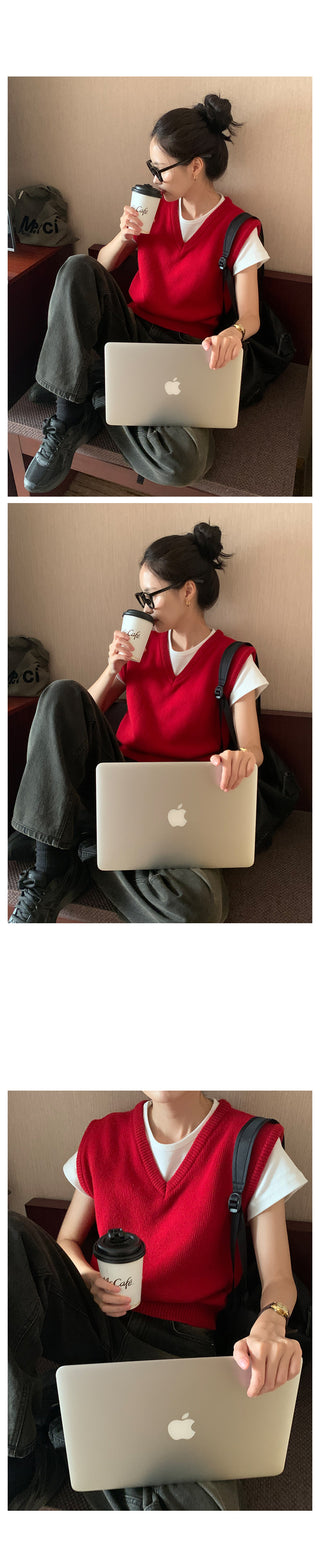 V-neck knit vest (9 colors)