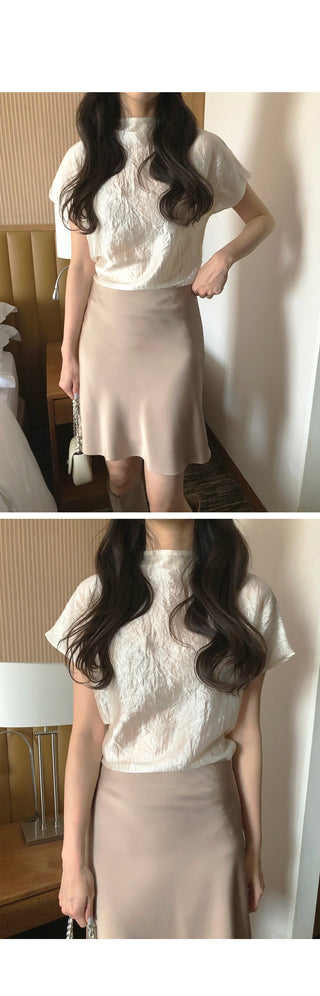 [4 colors] Mesh pleated blouse