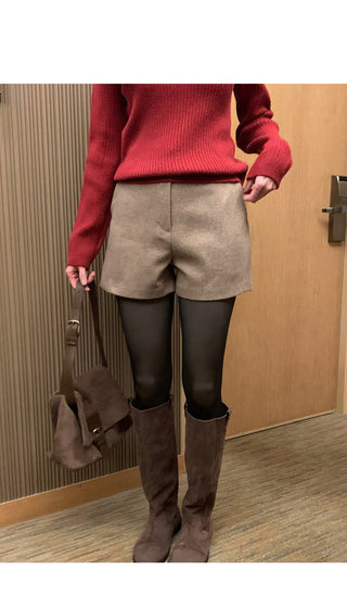 (3 colors) One-shoulder button knit
