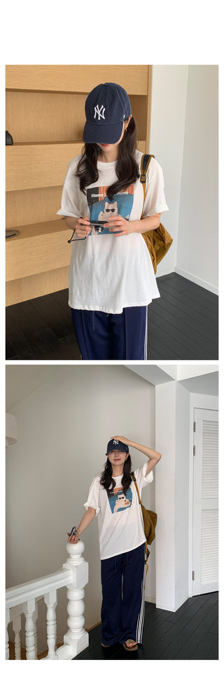 Kitchen Cat Oversized Short-Sleeved T-Shirt