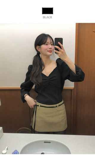 (4 colors) Frilled and pleated blouse